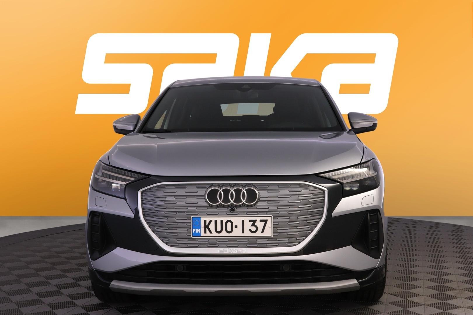 AUDI Q4 e-tron 2023