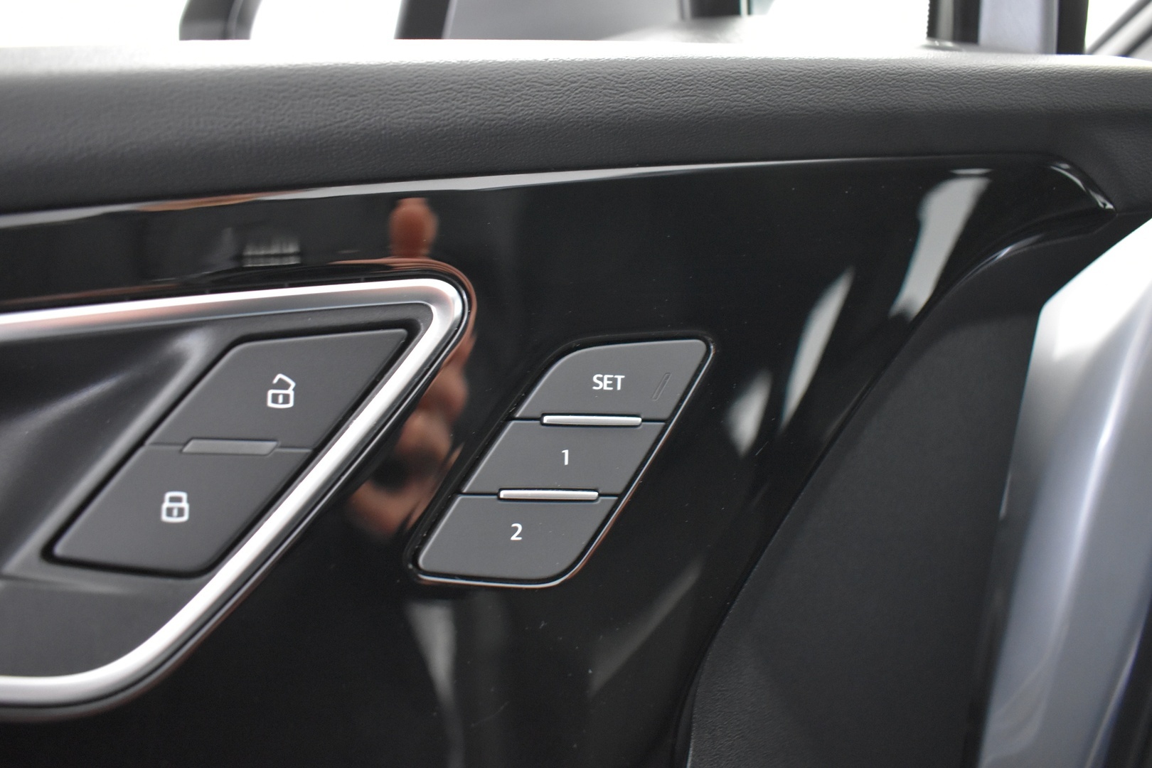 AUDI Q4 e-tron 2023
