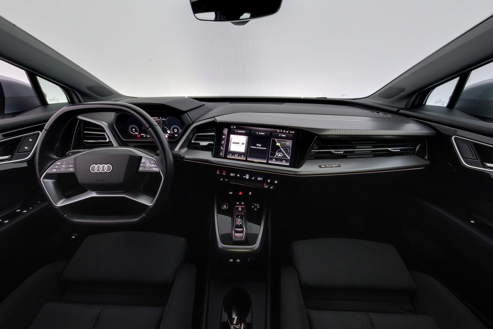 AUDI Q4 e-tron 2023