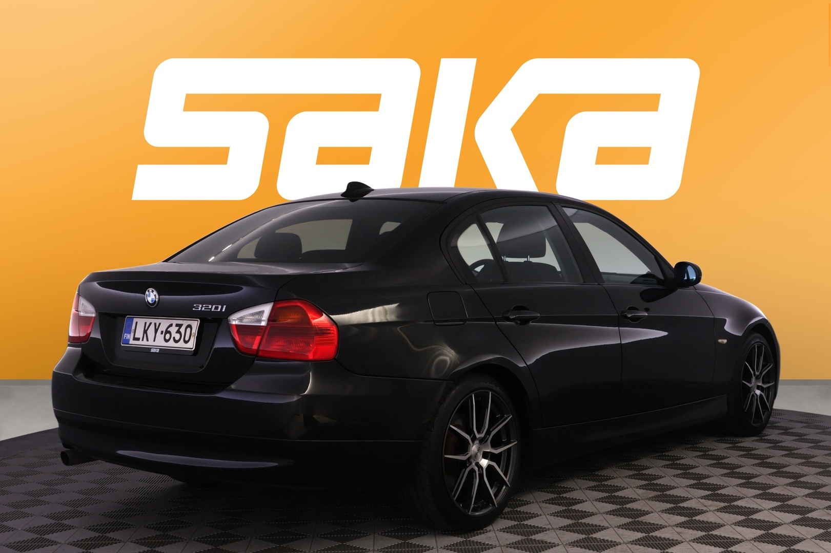 BMW 320 2007