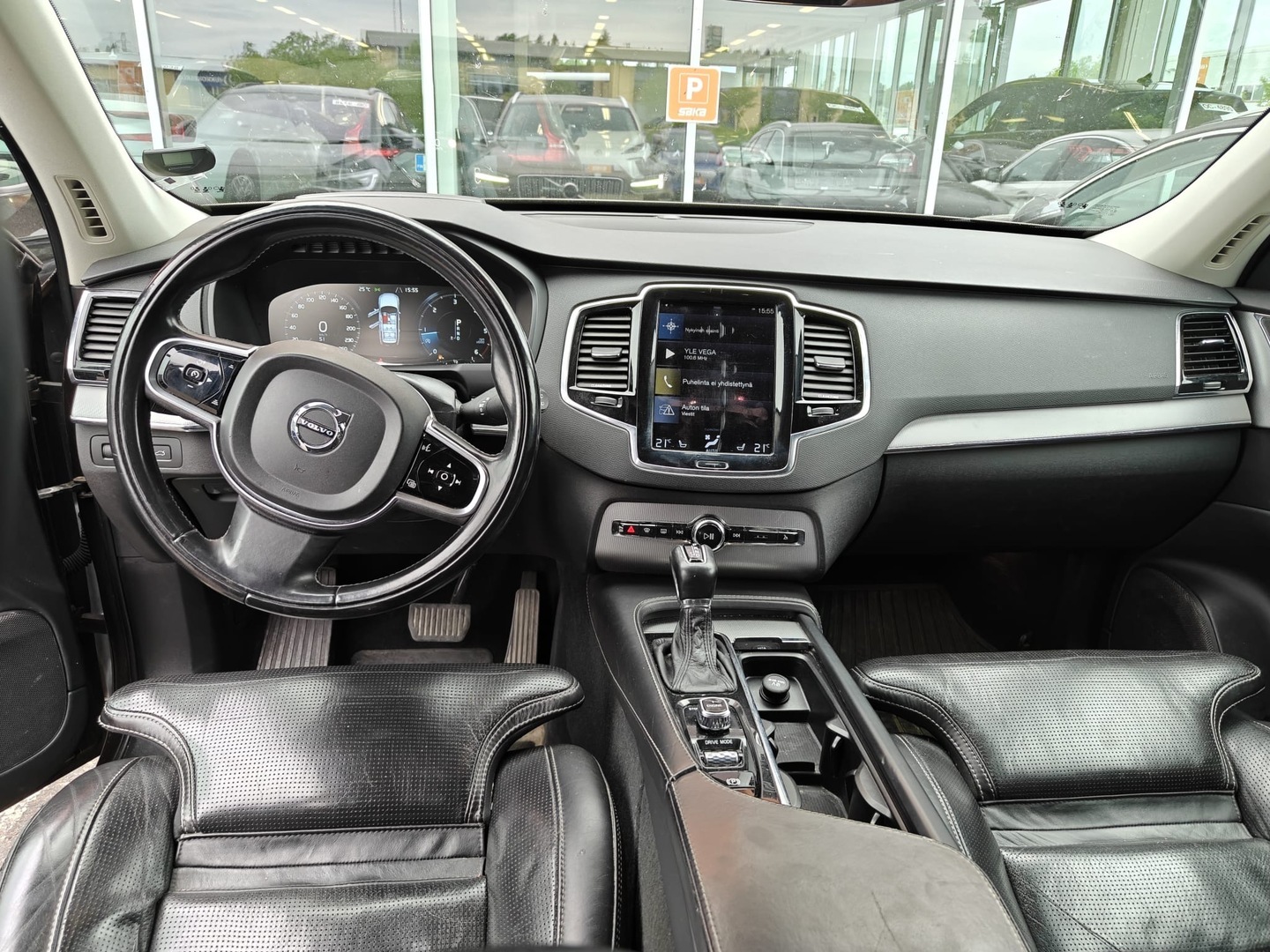 VOLVO XC90 2016