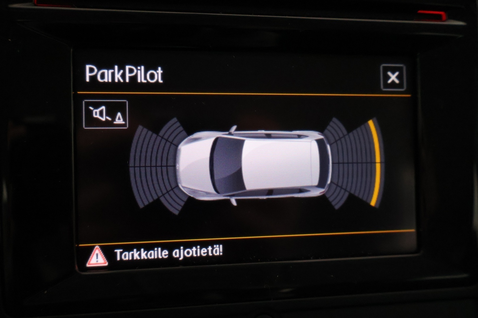 VOLKSWAGEN Polo 2016