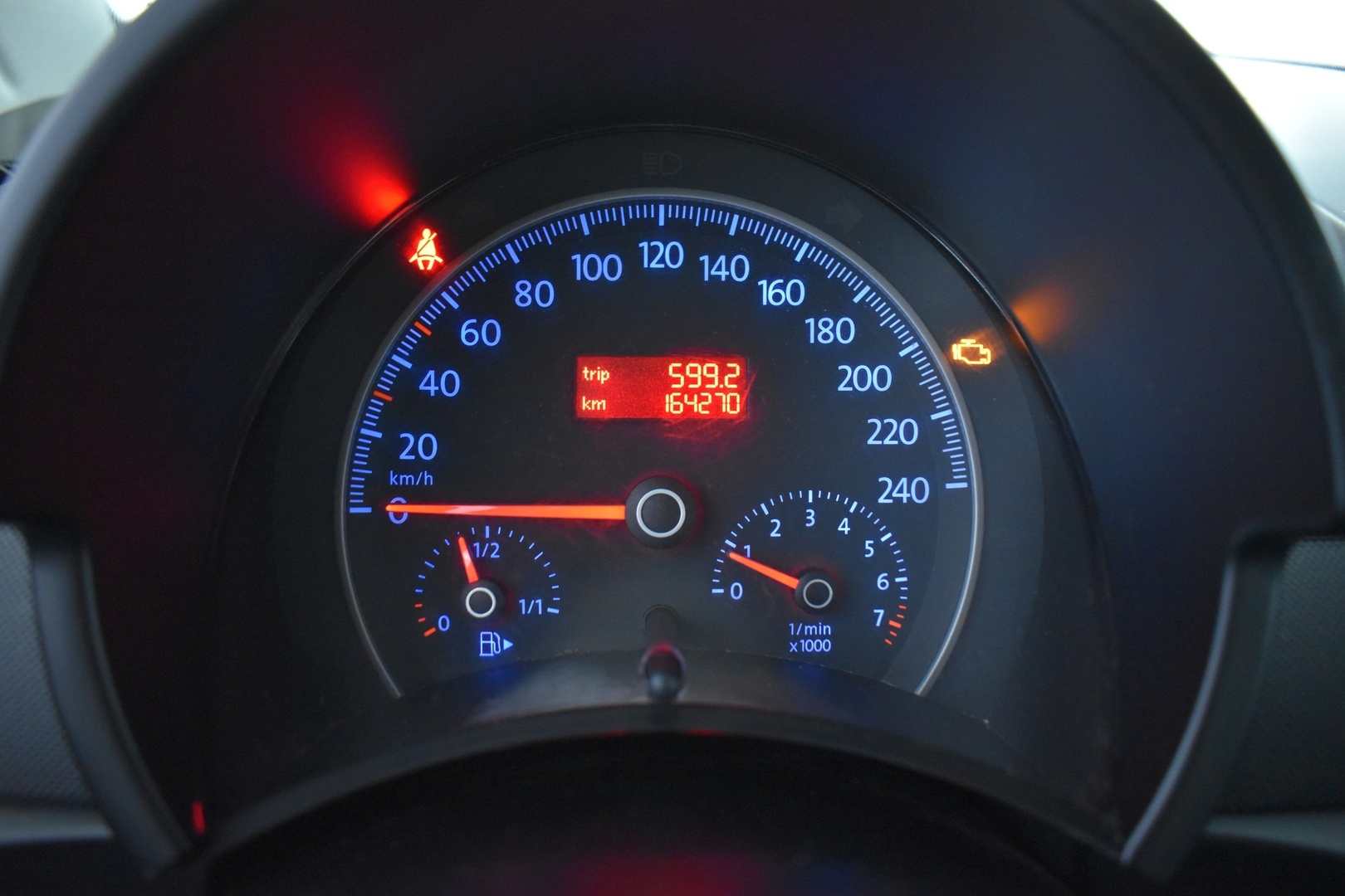 VOLKSWAGEN New Beetle 2009