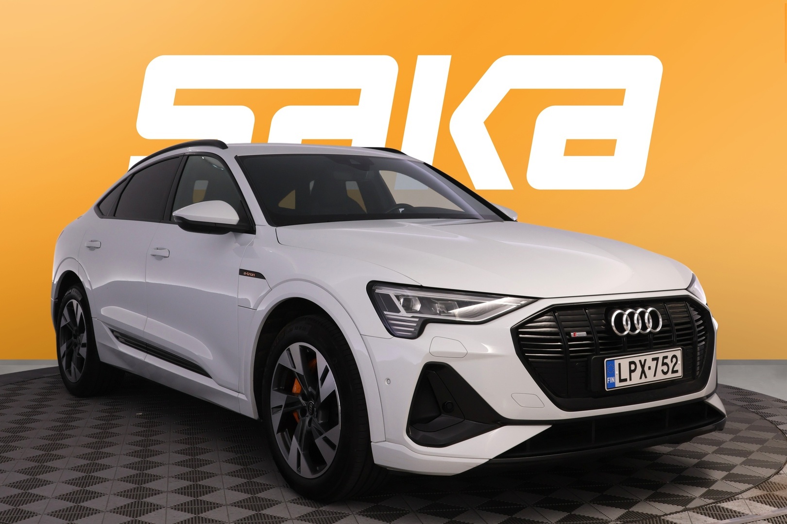 AUDI e-tron 2020