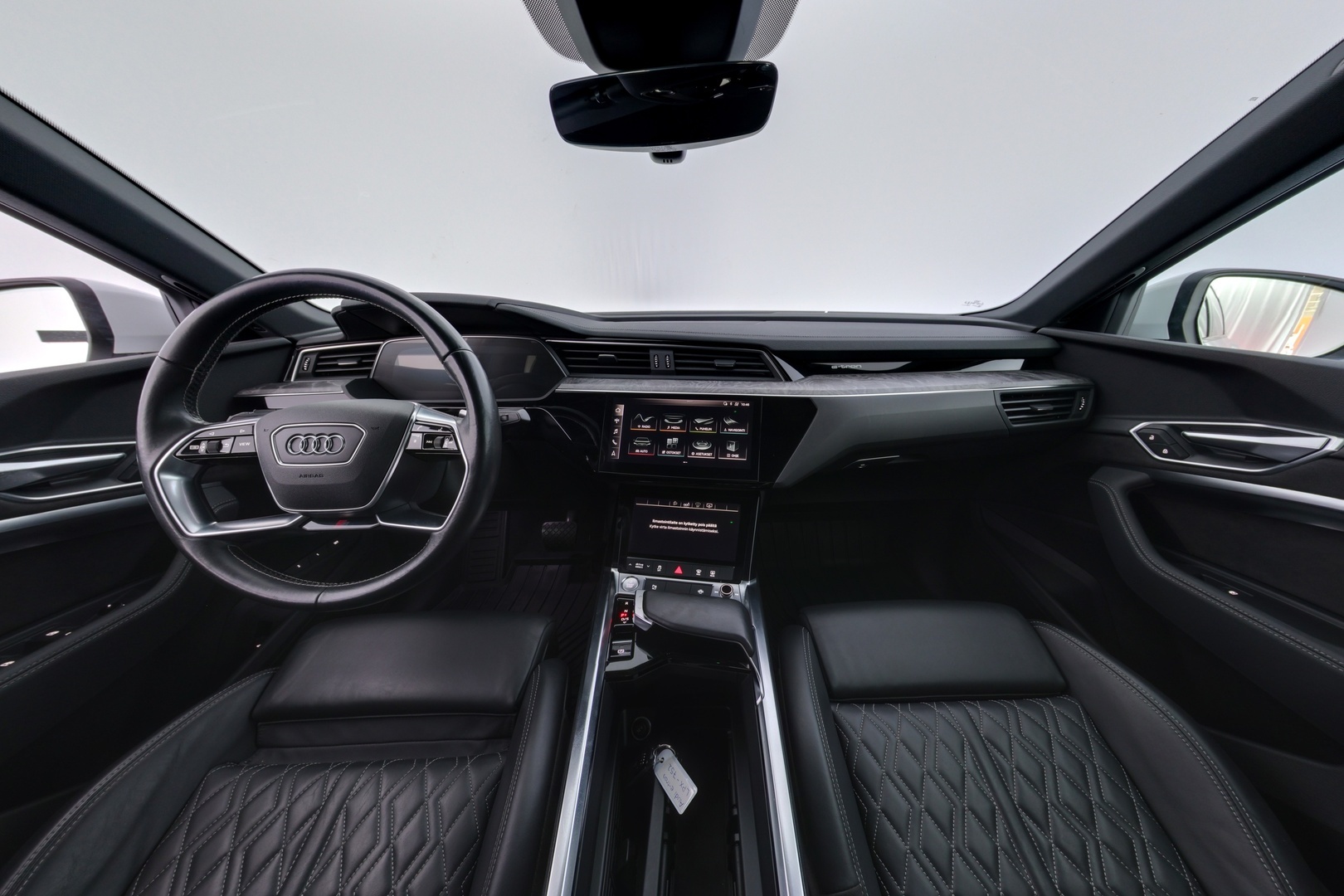 AUDI e-tron 2020