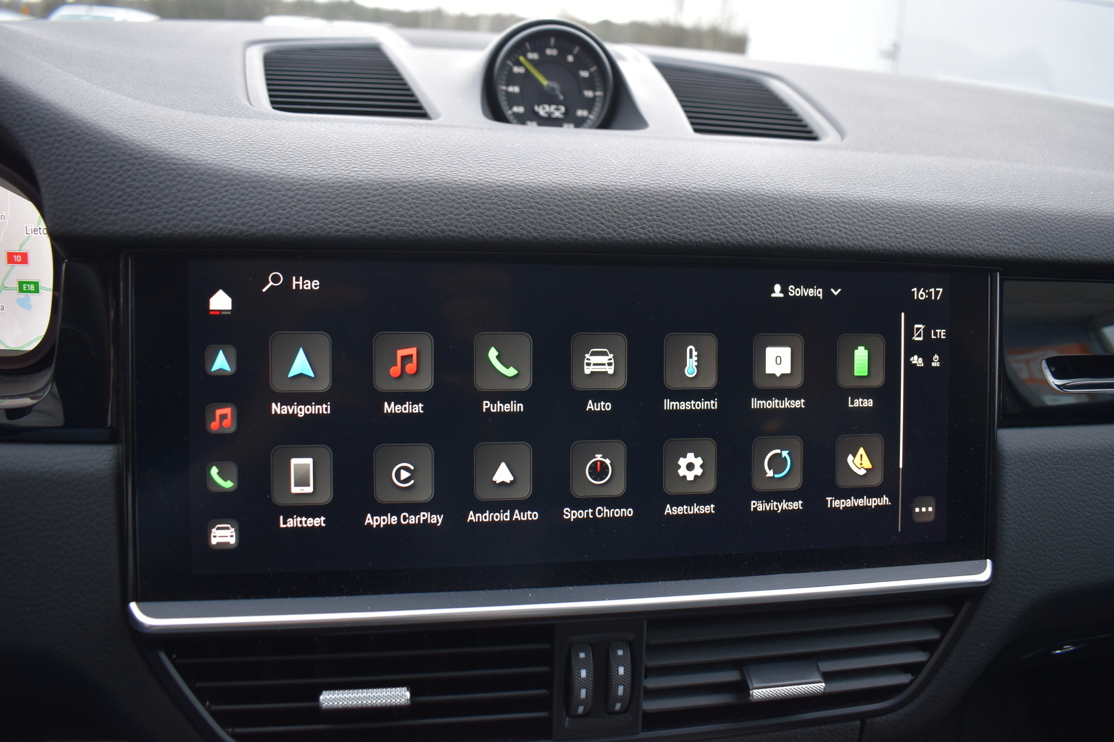 PORSCHE Cayenne 2023