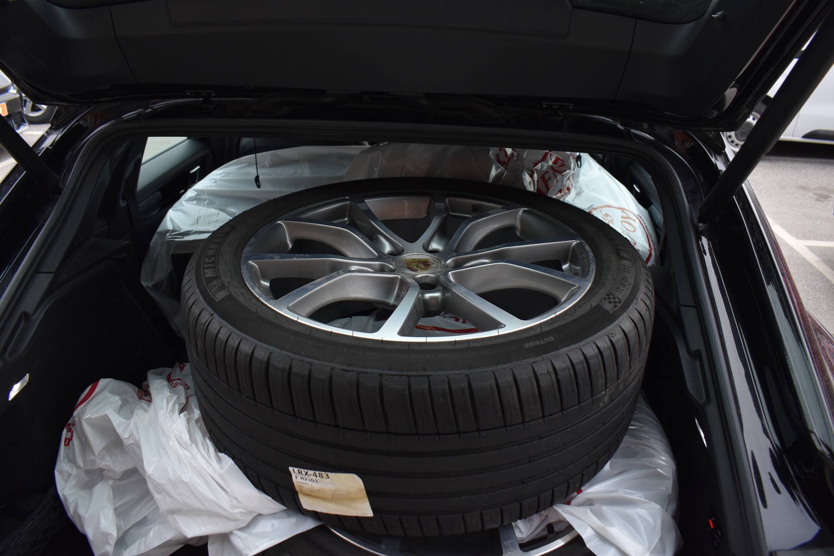 PORSCHE Cayenne 2023