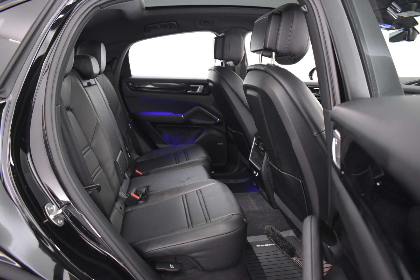 PORSCHE Cayenne 2023