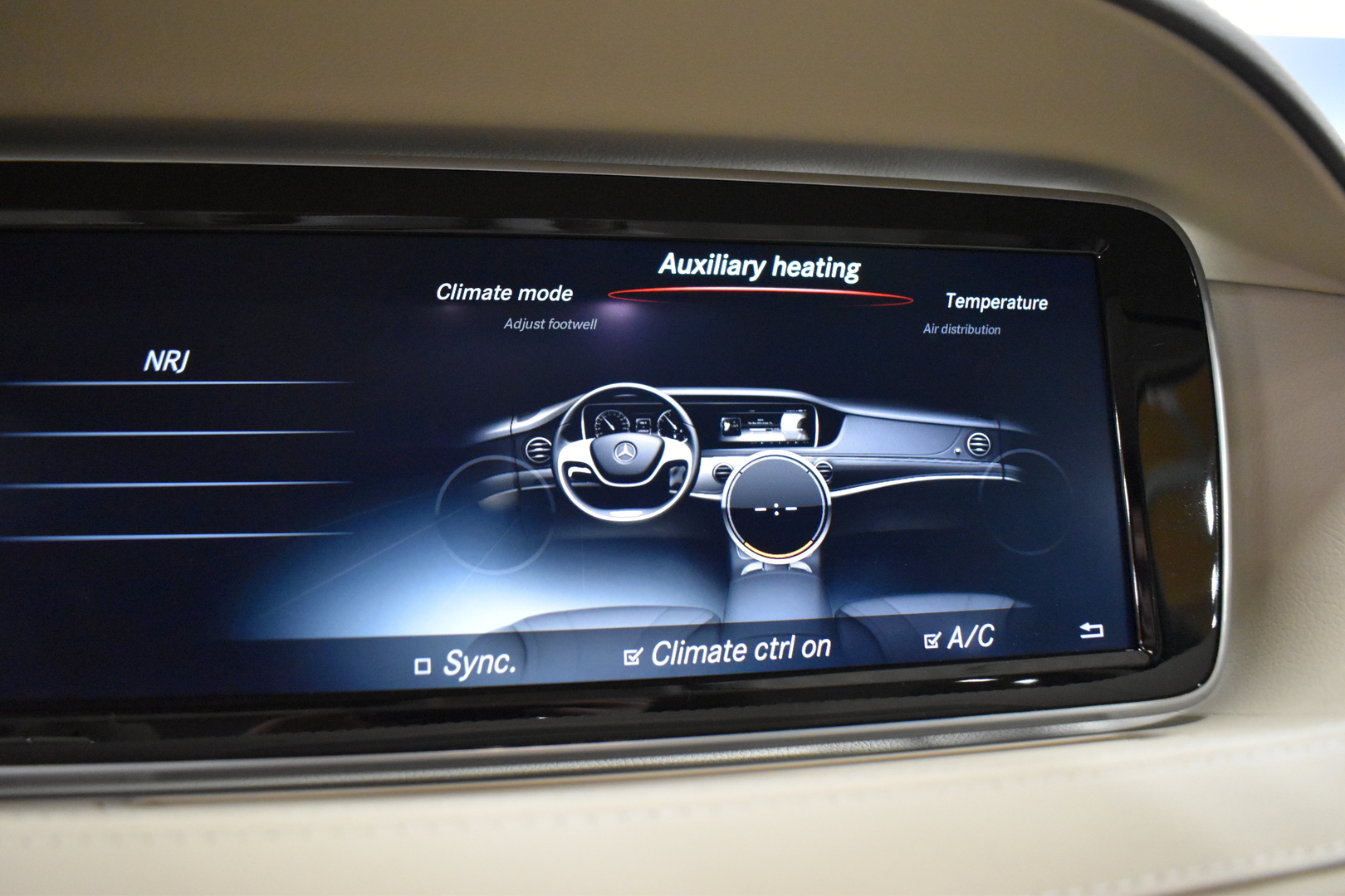 MERCEDES-BENZ S 2015