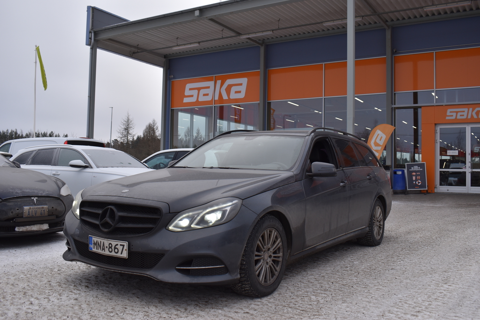 MERCEDES-BENZ E 2014