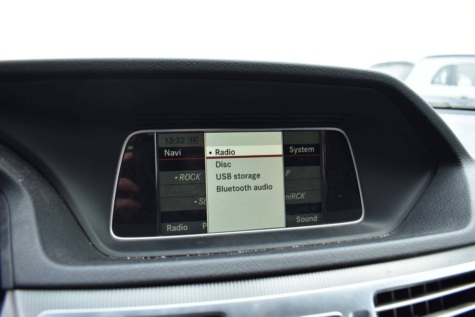 MERCEDES-BENZ E 2014