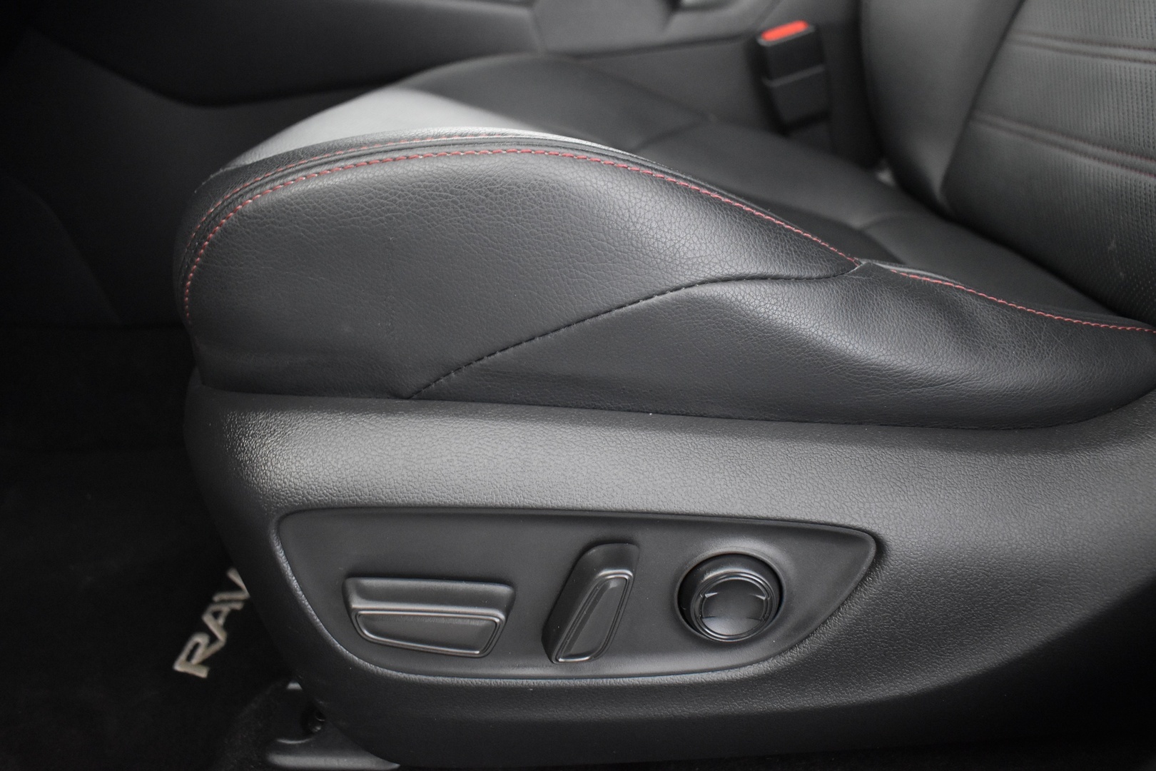 TOYOTA RAV4 PLUG-IN 2022