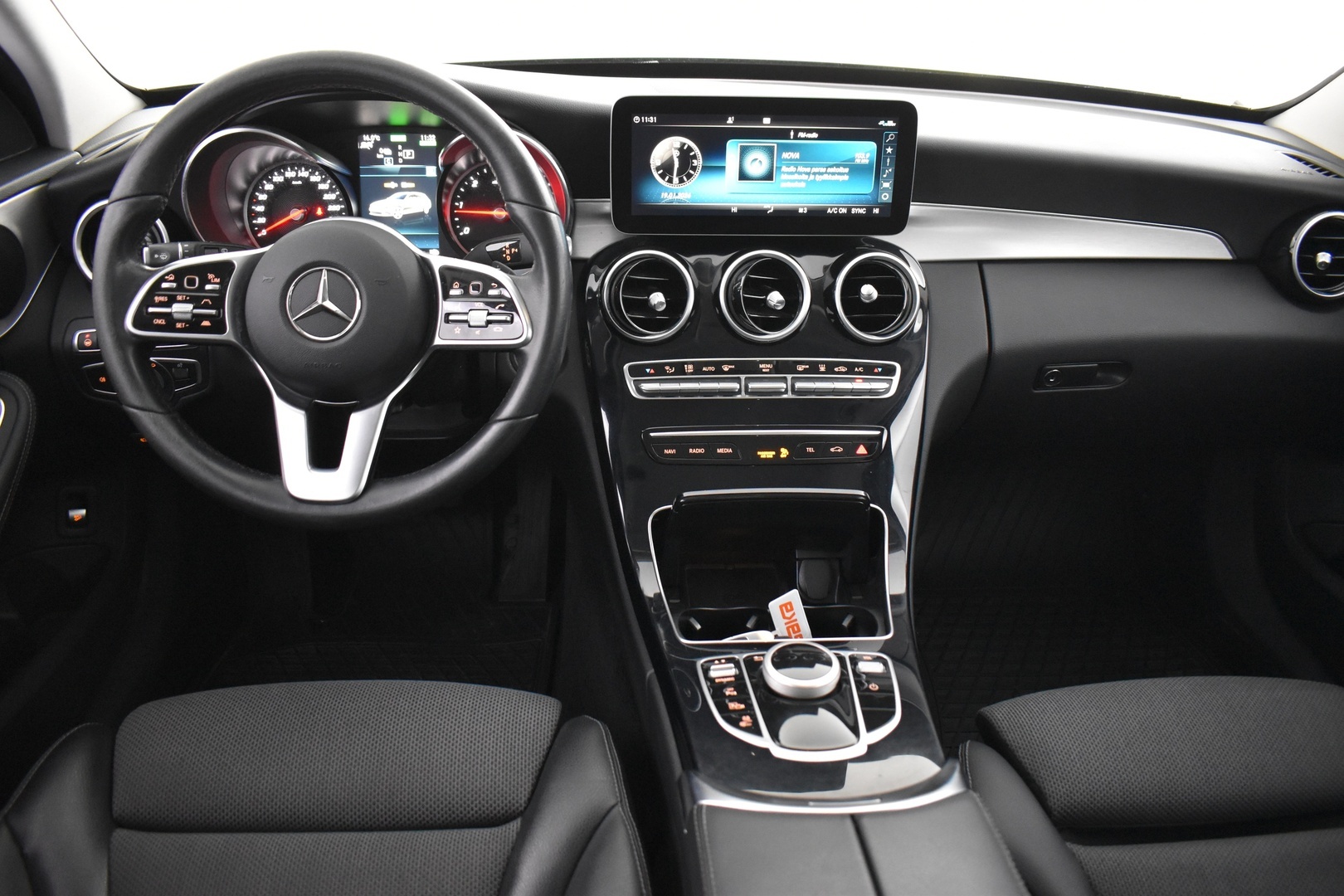 MERCEDES-BENZ C 2020