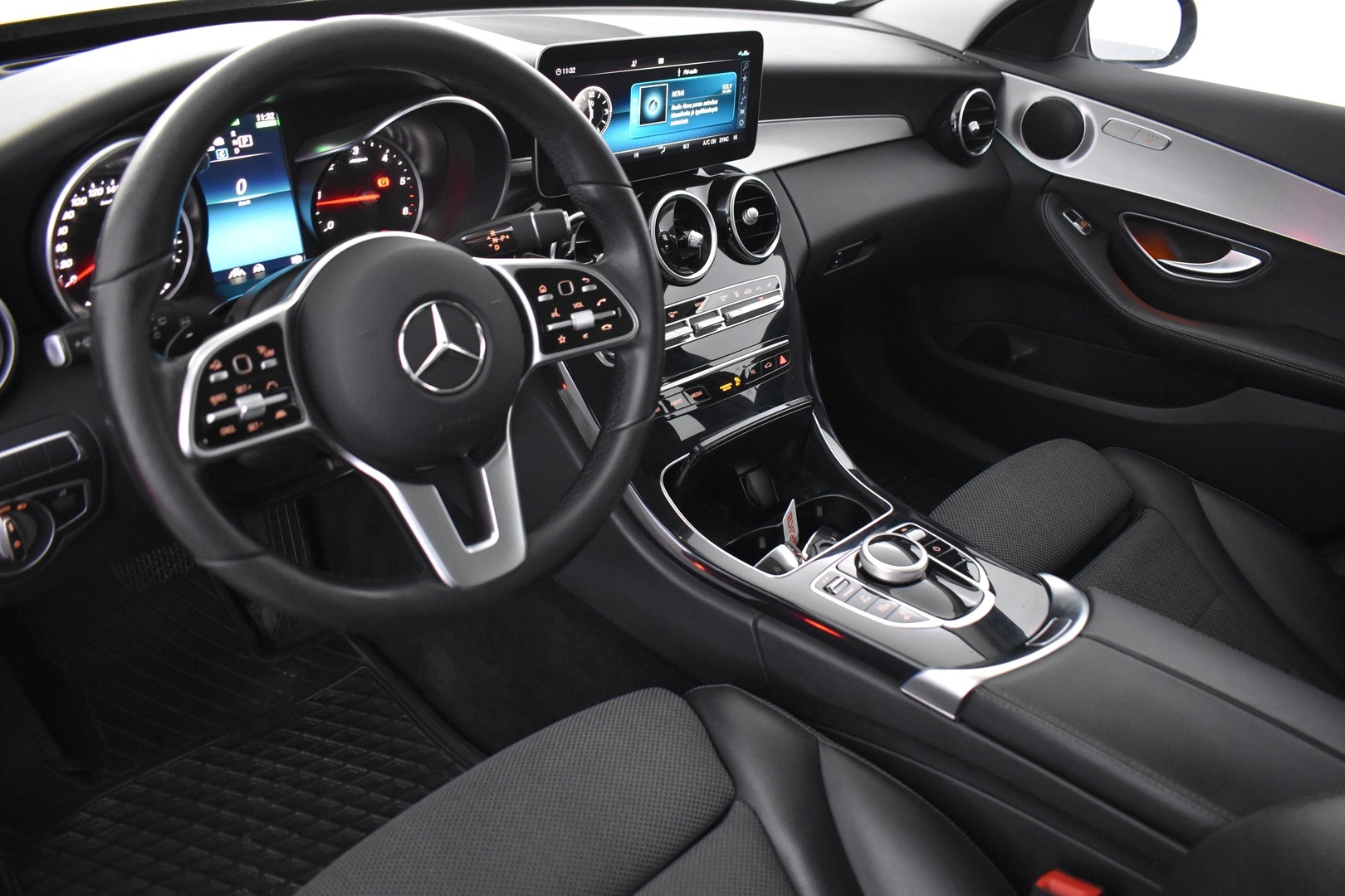 MERCEDES-BENZ C 2020