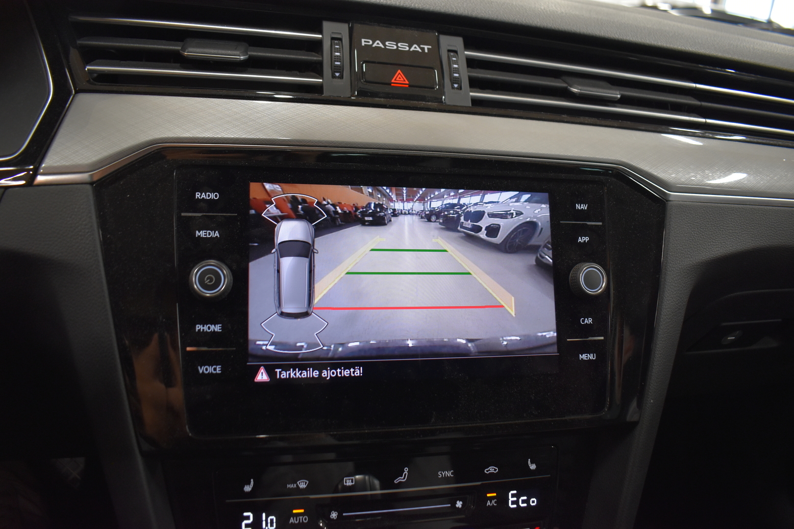 VOLKSWAGEN Passat 2021