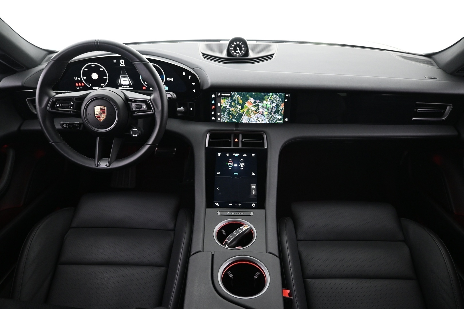 PORSCHE Taycan 2025