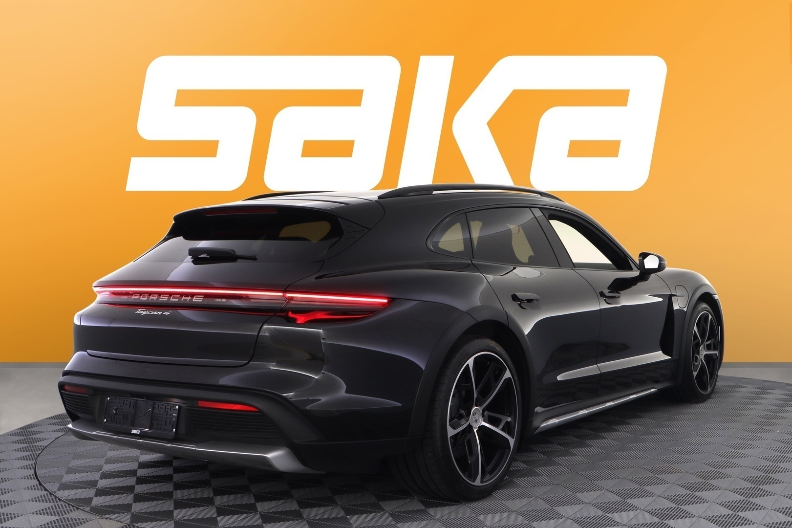 PORSCHE Taycan 2025