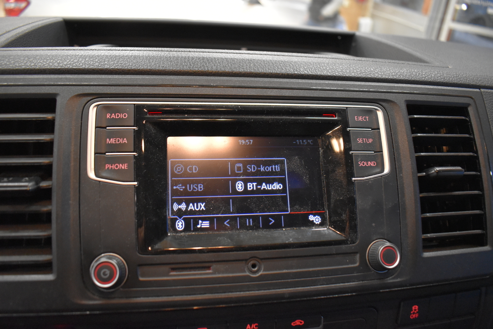 VOLKSWAGEN Transporter 2019