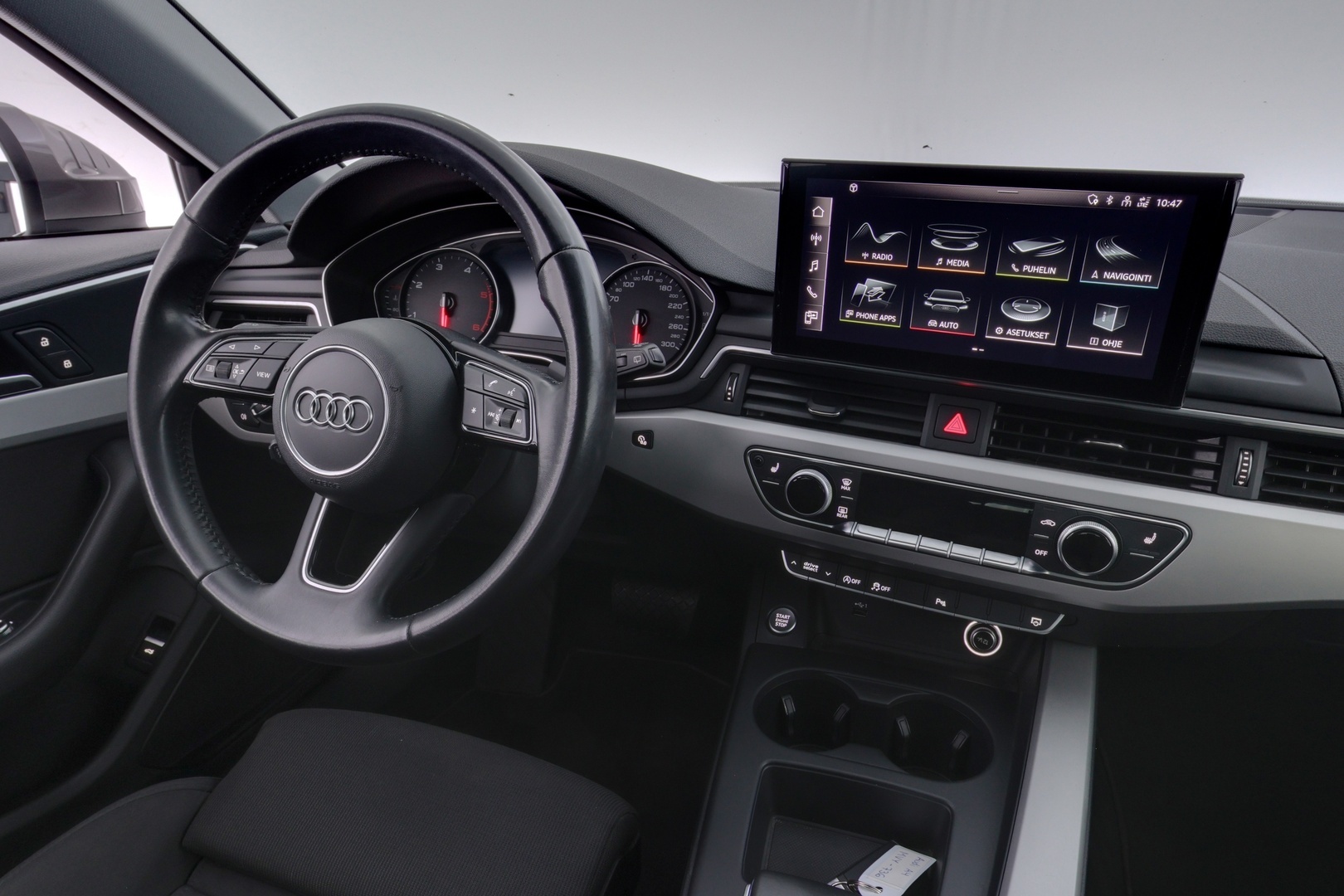 AUDI A4 2020