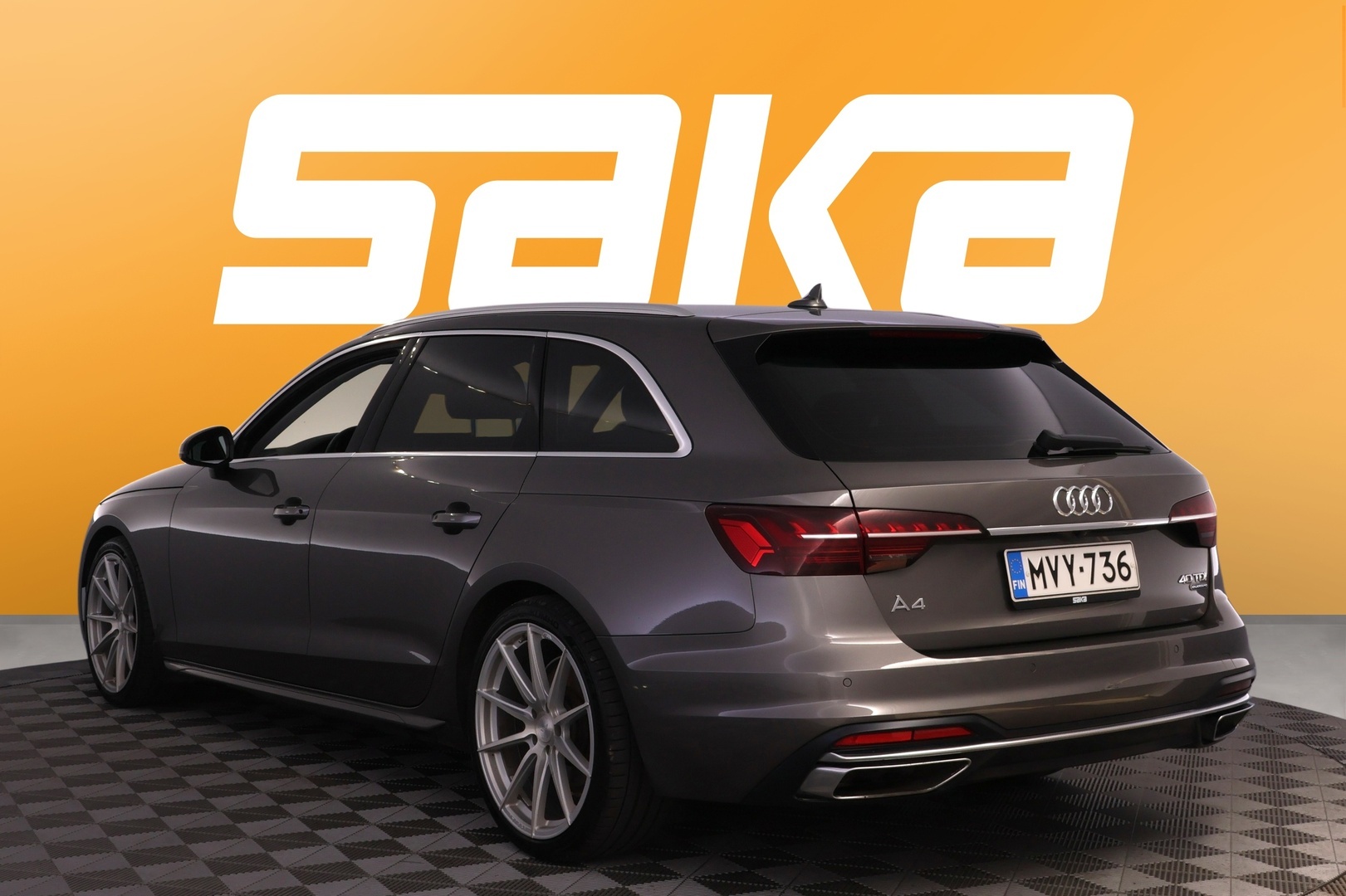 AUDI A4 2020