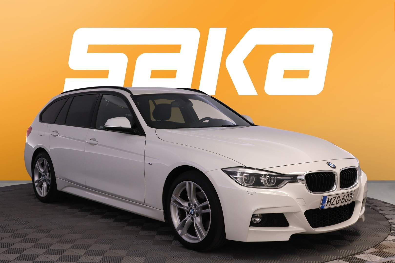 BMW 320 2019