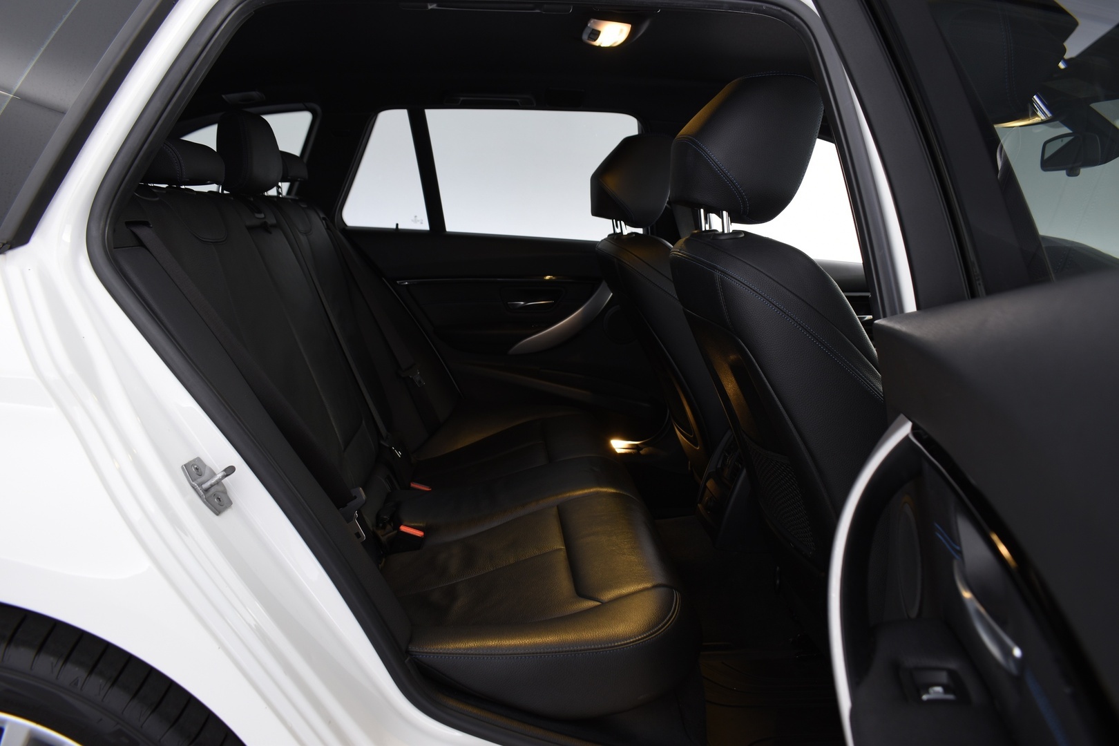 BMW 320 2019