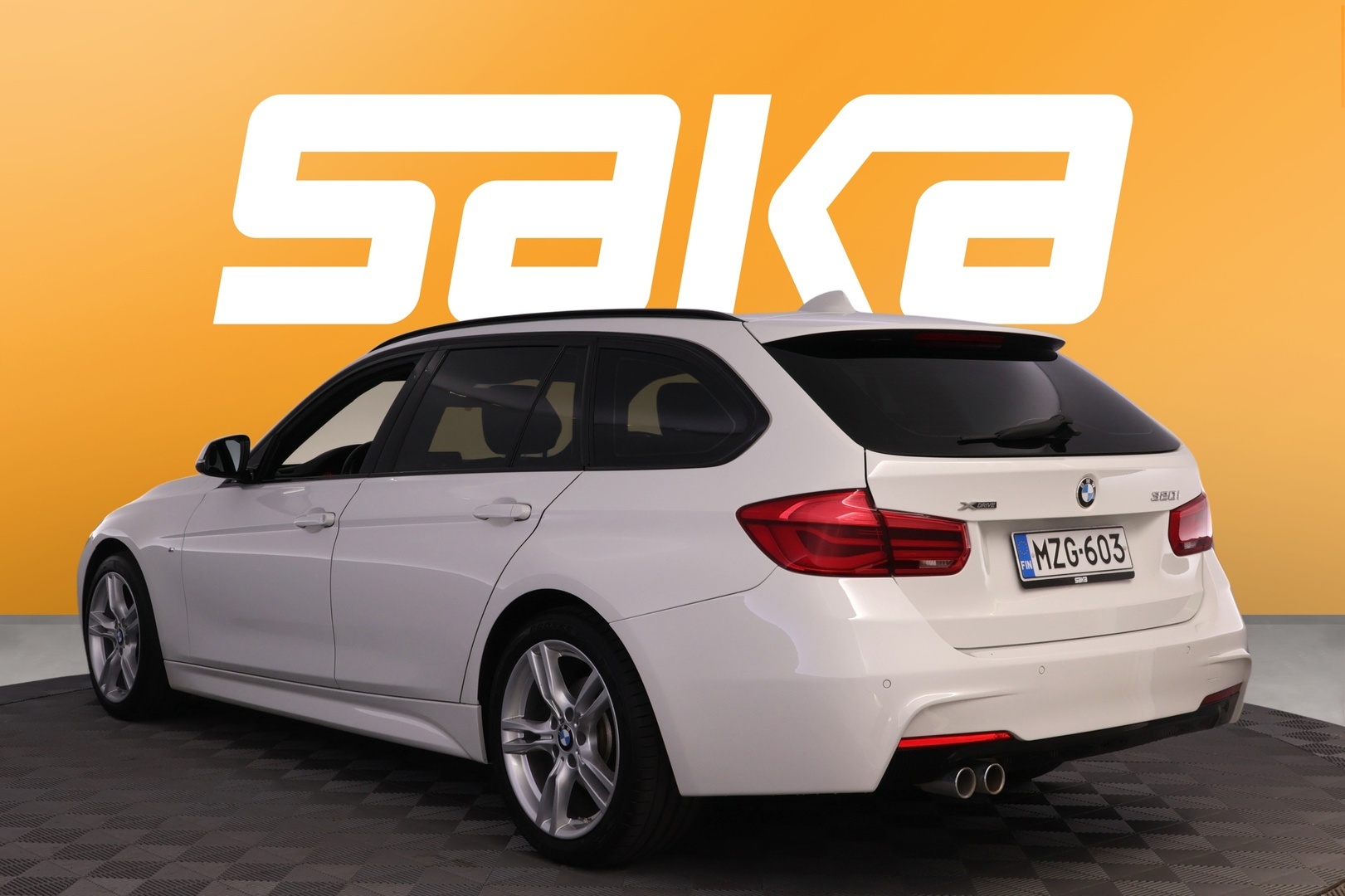 BMW 320 2019