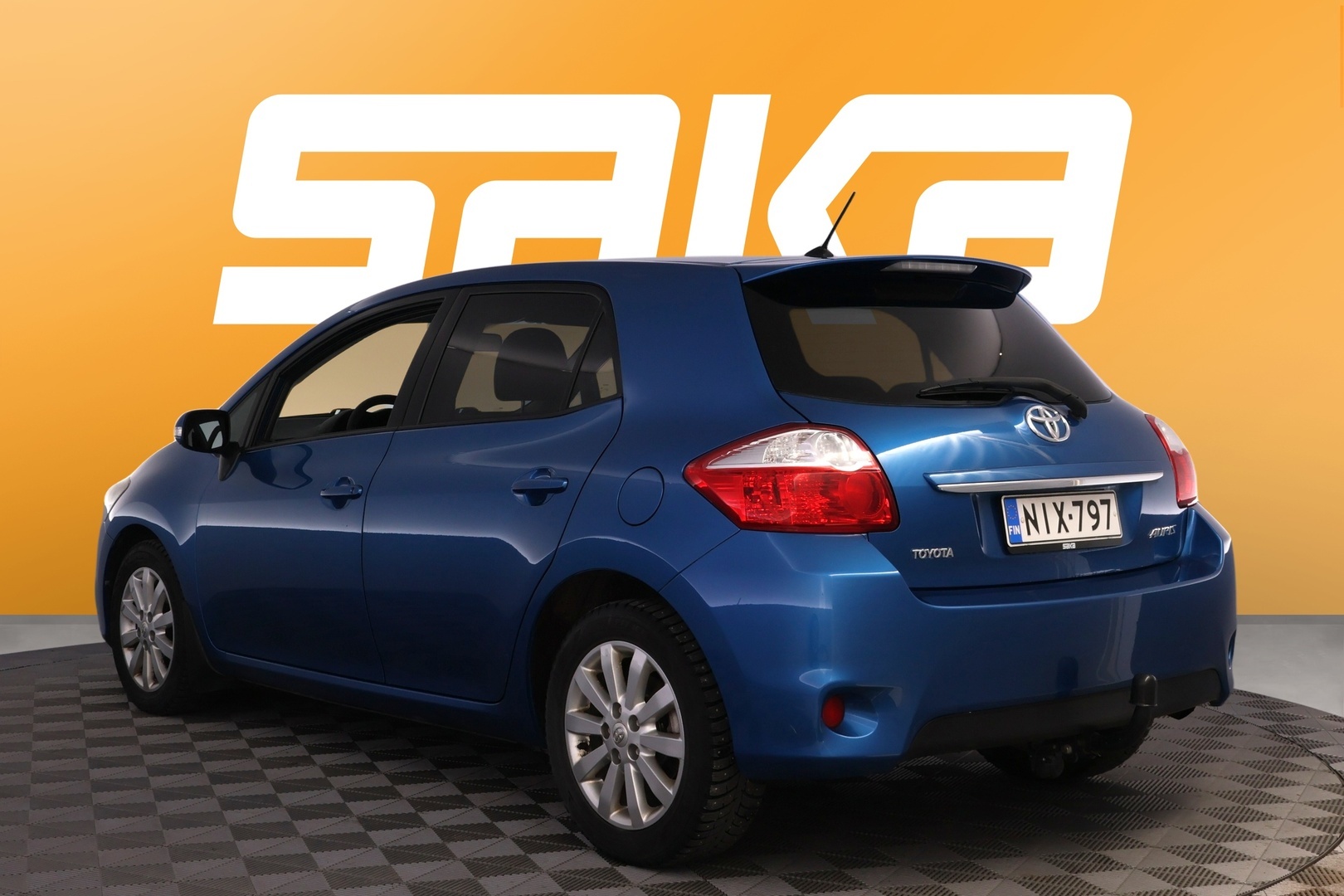 TOYOTA Auris 2012
