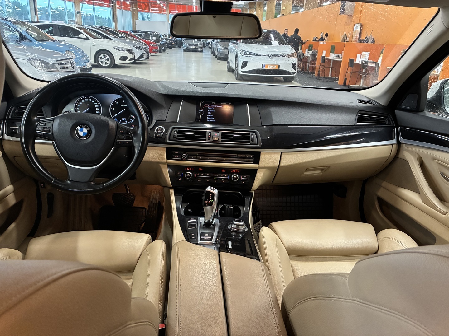 BMW 520 2014