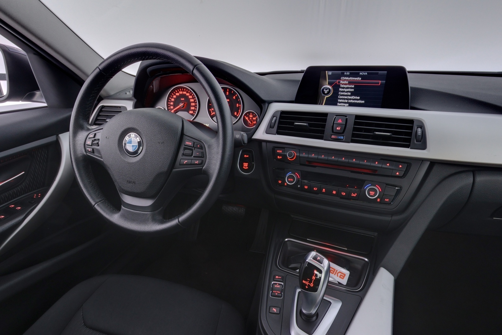 BMW 320 2013