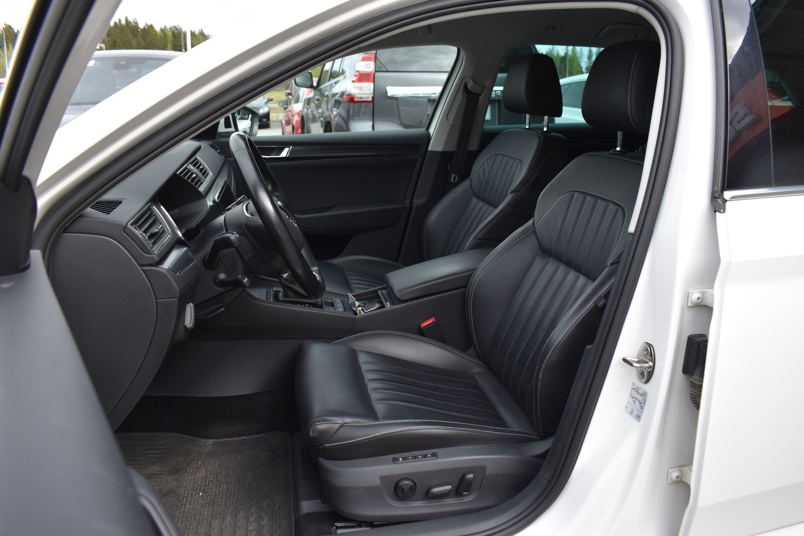 SKODA Superb 2021