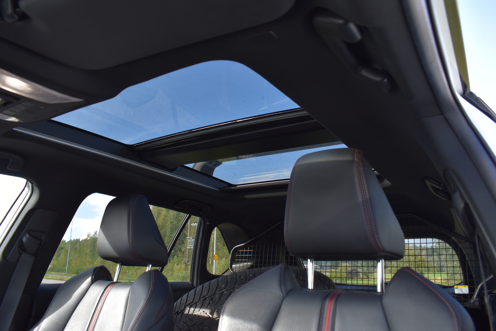 TOYOTA RAV4 Plug-in 2024
