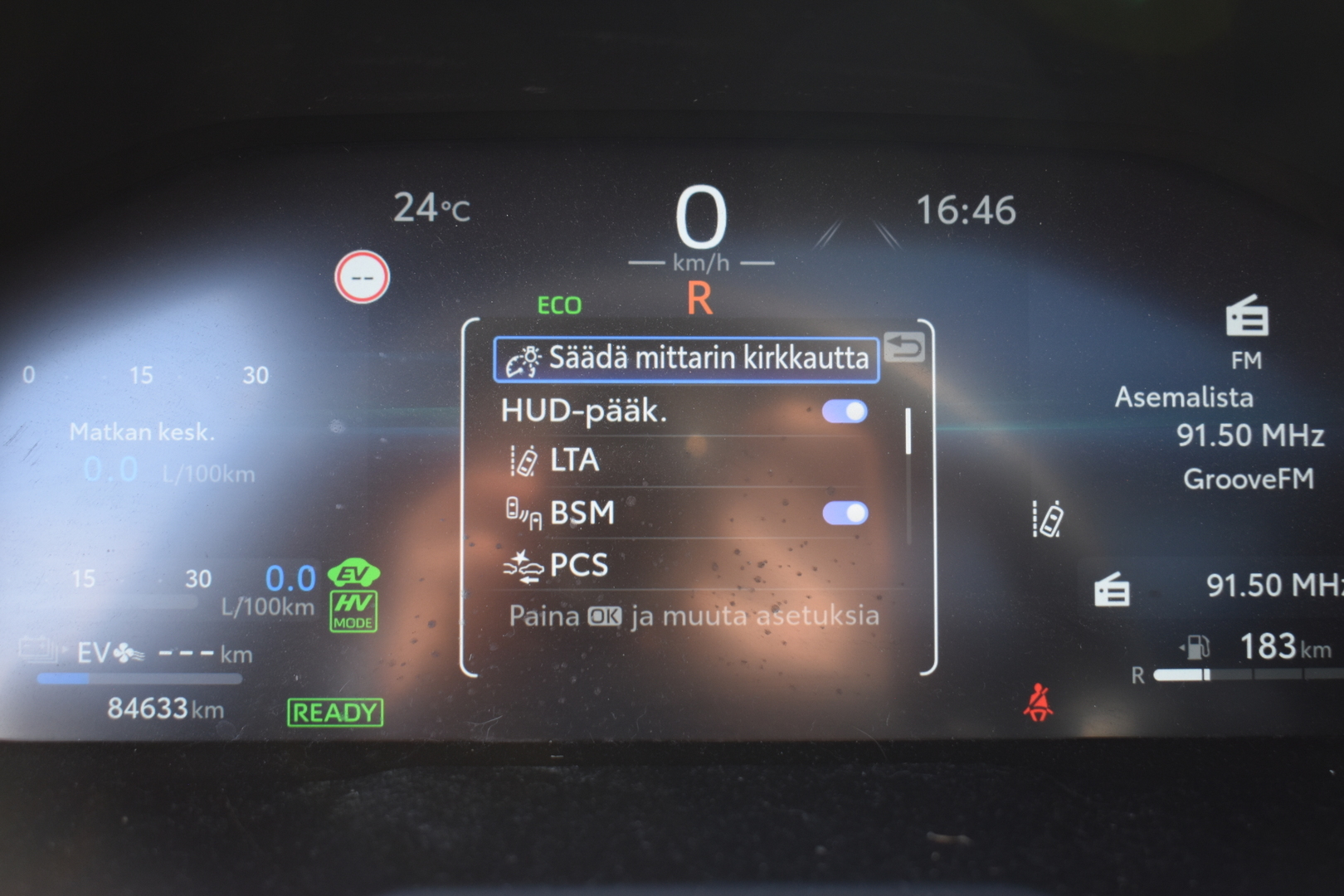 TOYOTA RAV4 Plug-in 2024