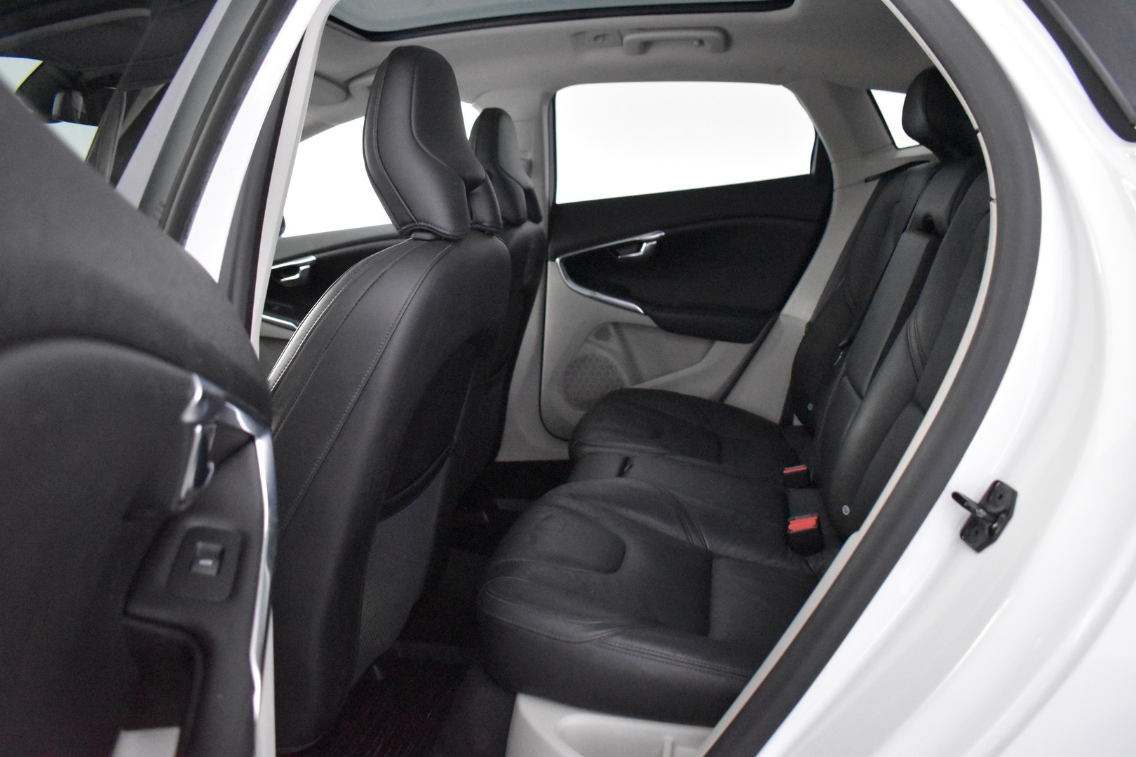 VOLVO V40 2013