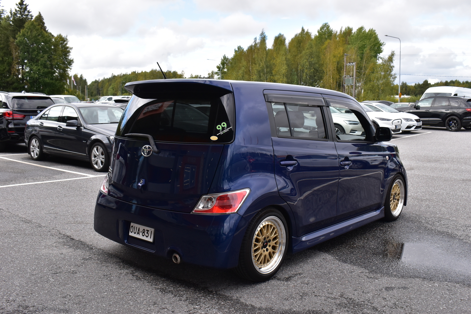 TOYOTA bB 2006