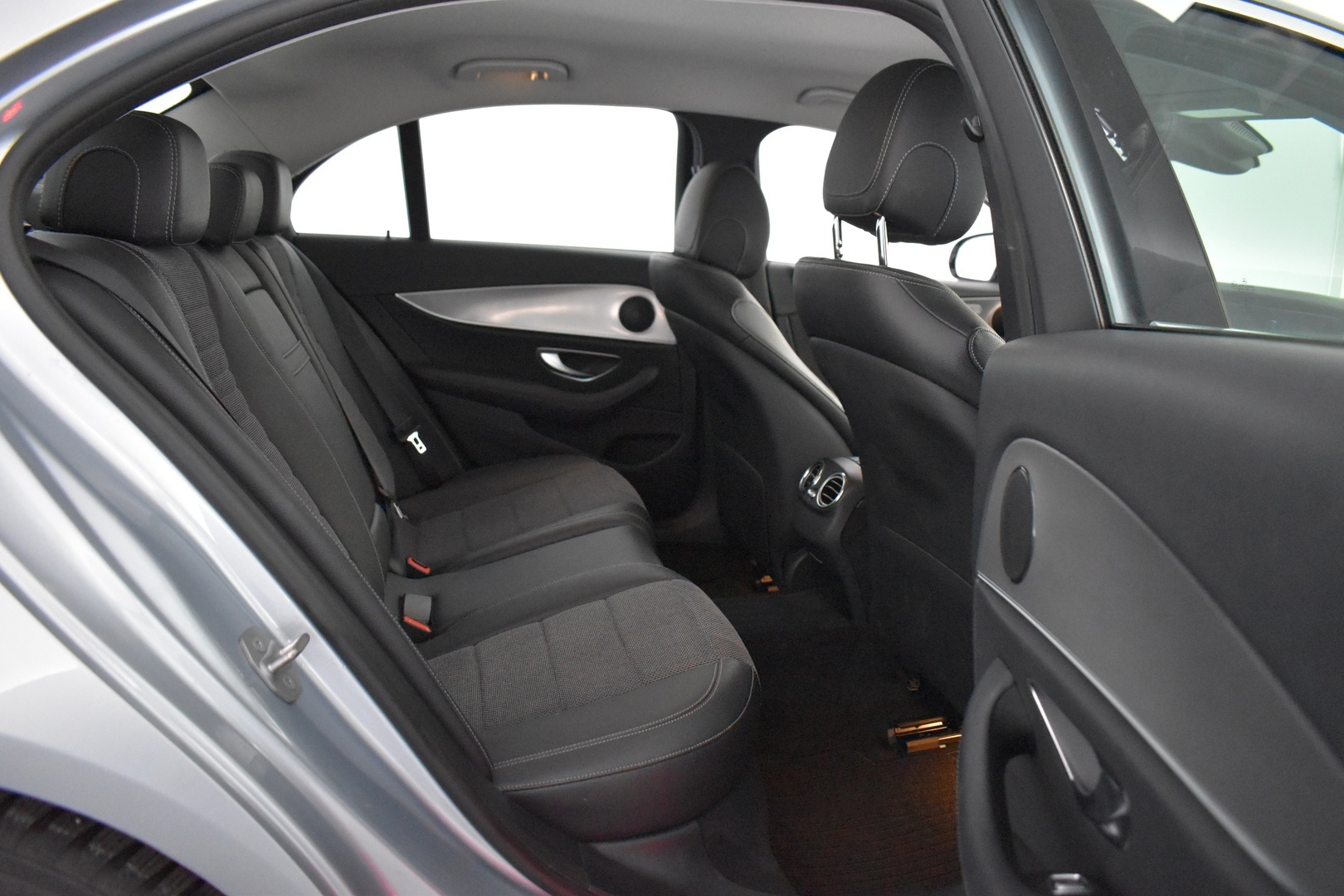 MERCEDES-BENZ E 2018