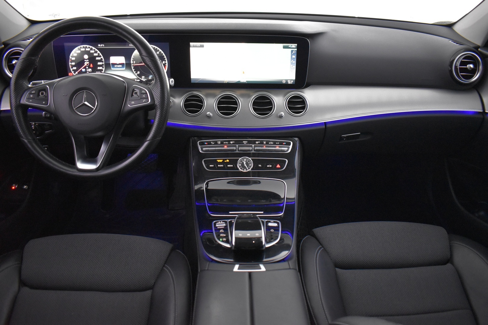 MERCEDES-BENZ E 2018