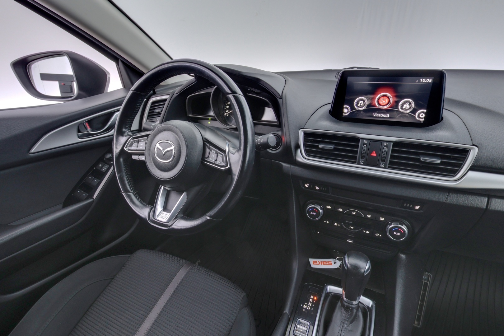 MAZDA 3 2018