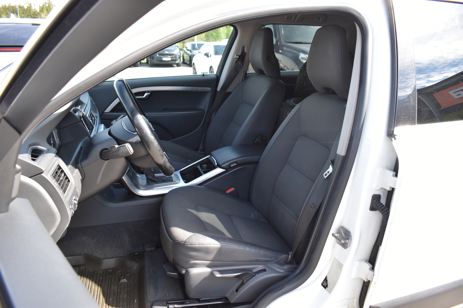 VOLVO XC70 2014