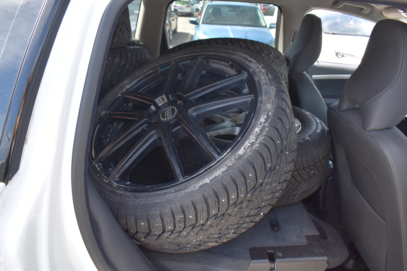 VOLVO XC70 2014