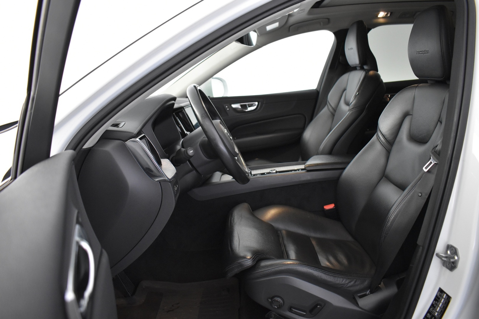VOLVO XC60 2020