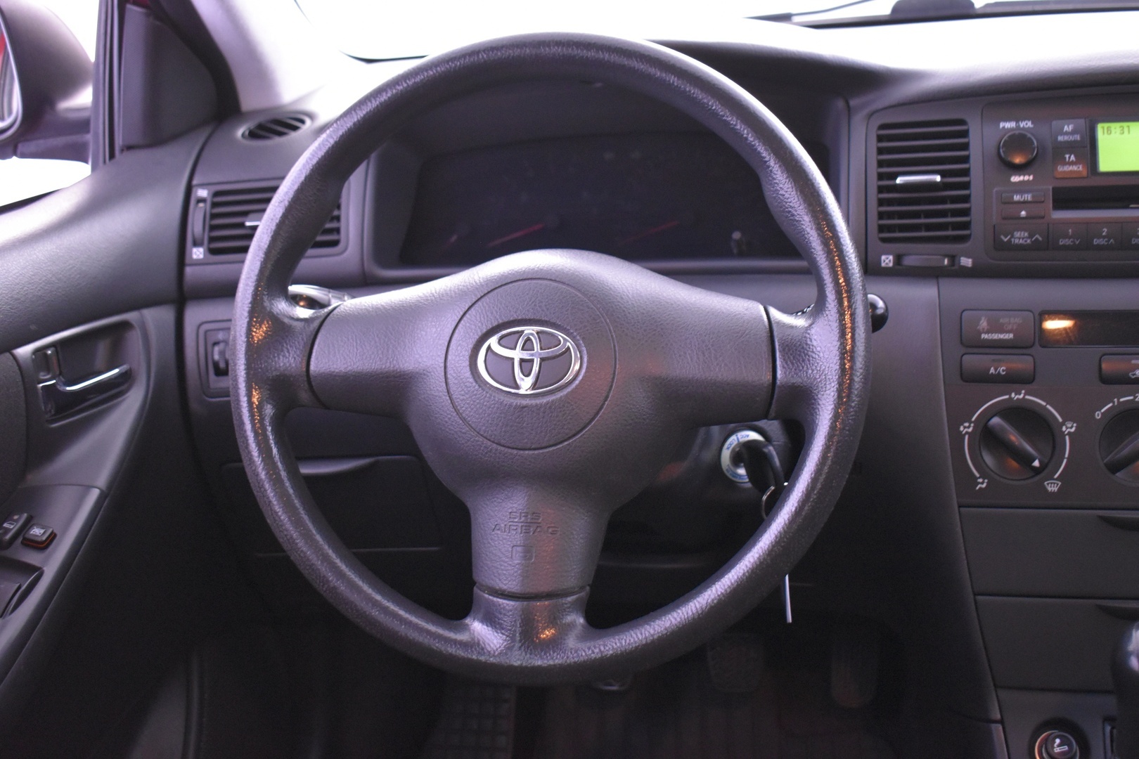 TOYOTA Corolla 2005