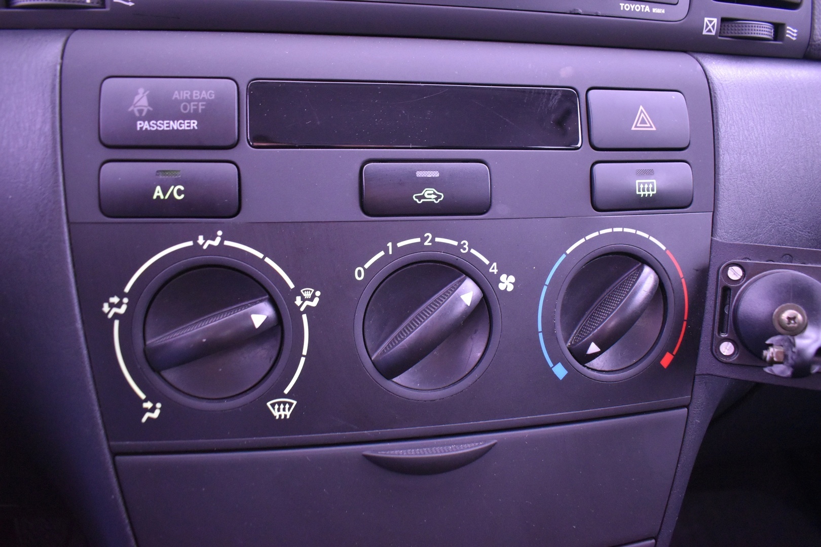 TOYOTA Corolla 2005