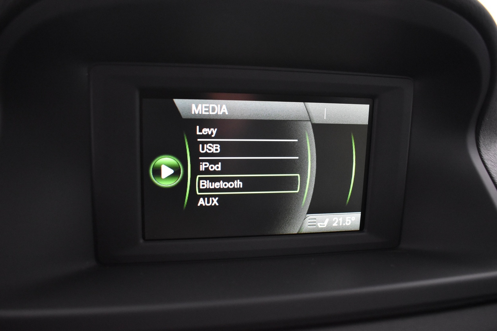 VOLVO V70 2013