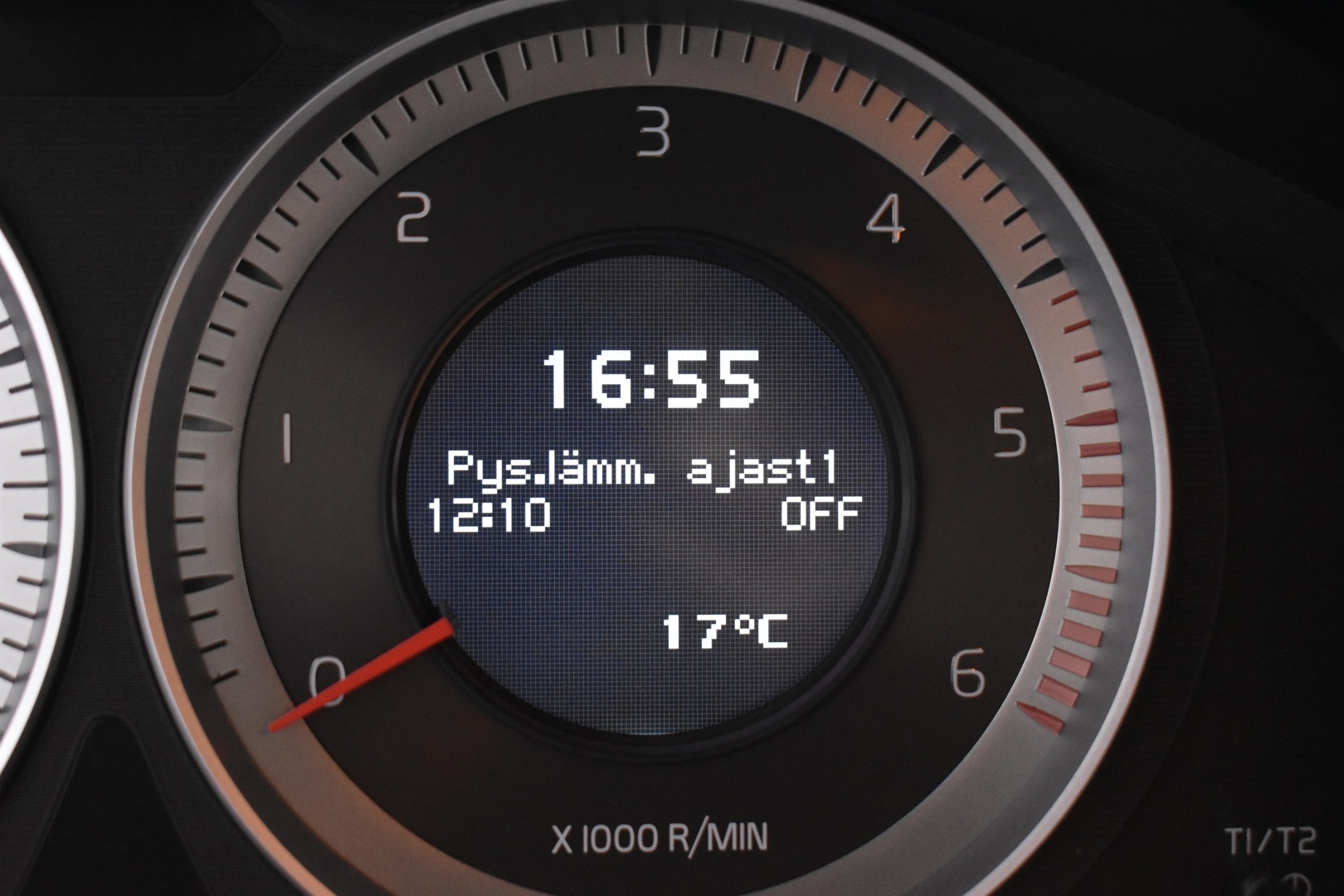 VOLVO V70 2013