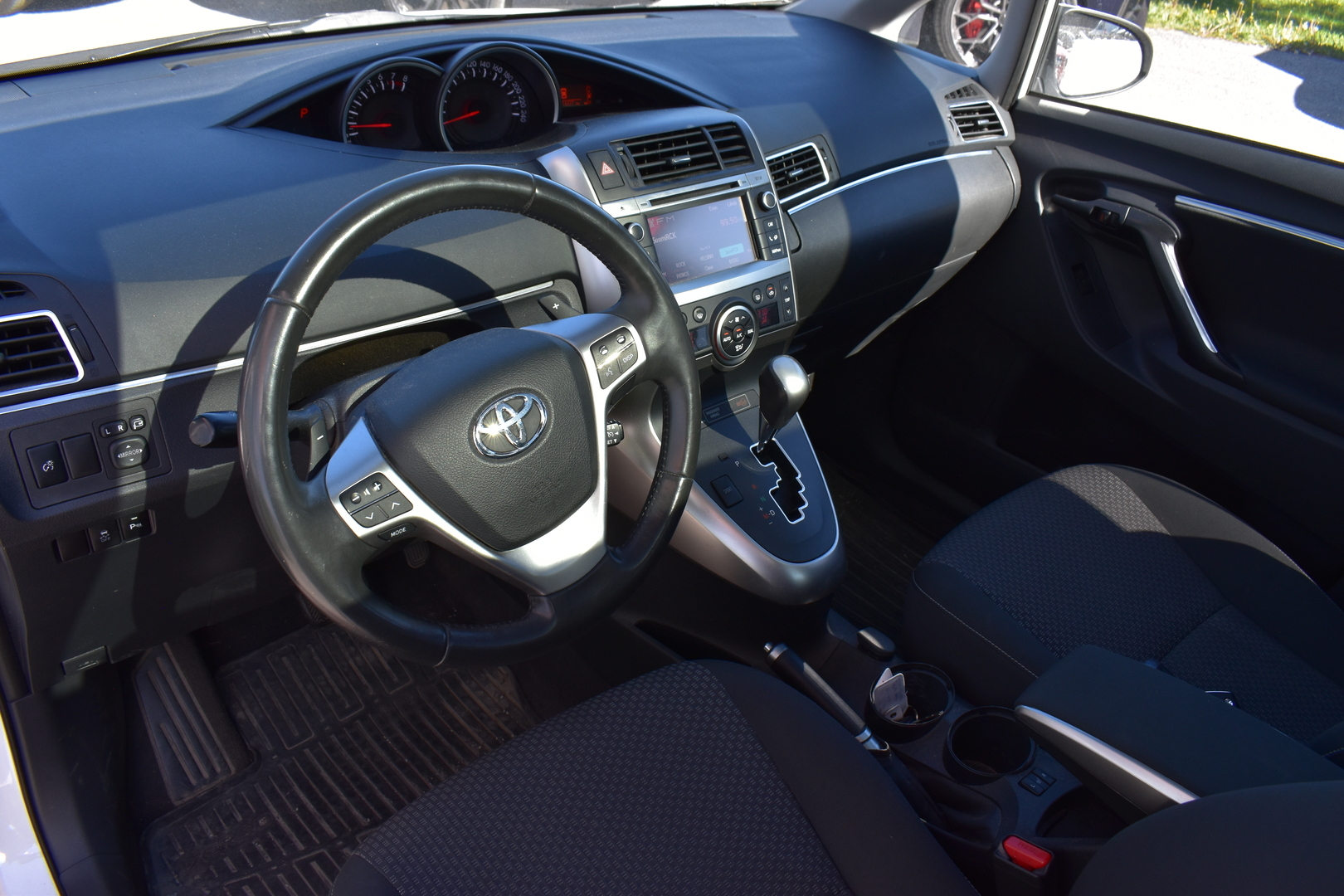 TOYOTA Verso 2013