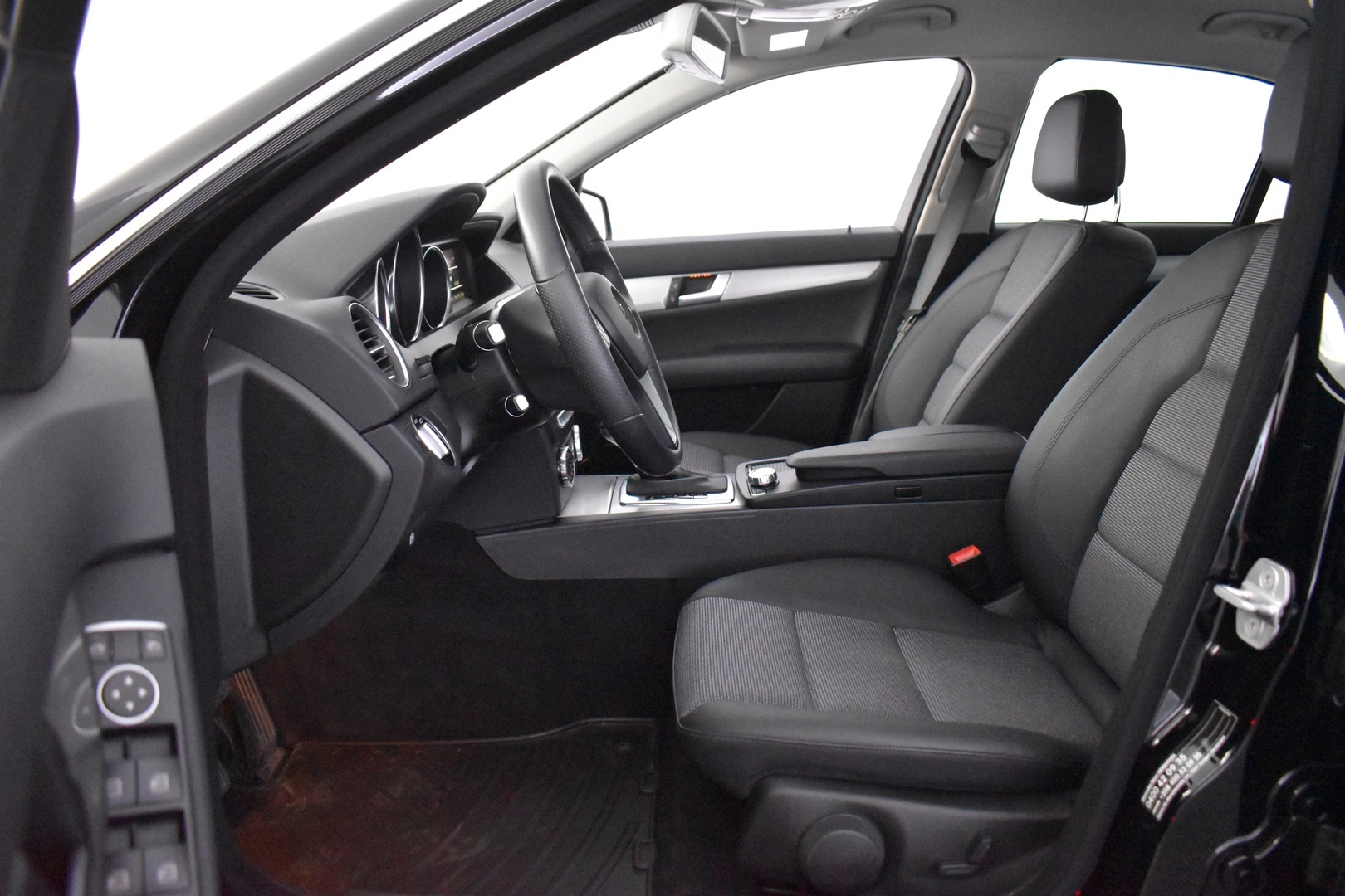 MERCEDES-BENZ C 2013