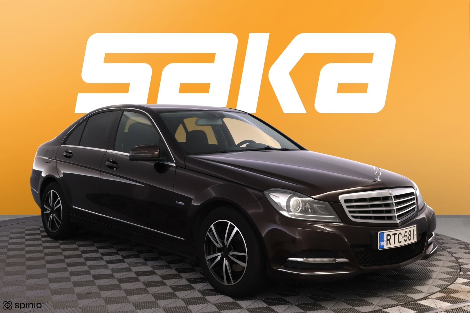 MERCEDES-BENZ C 2011