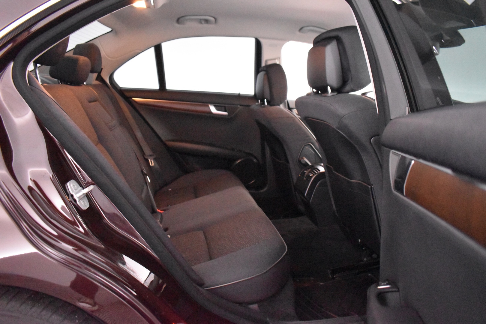 MERCEDES-BENZ C 2011