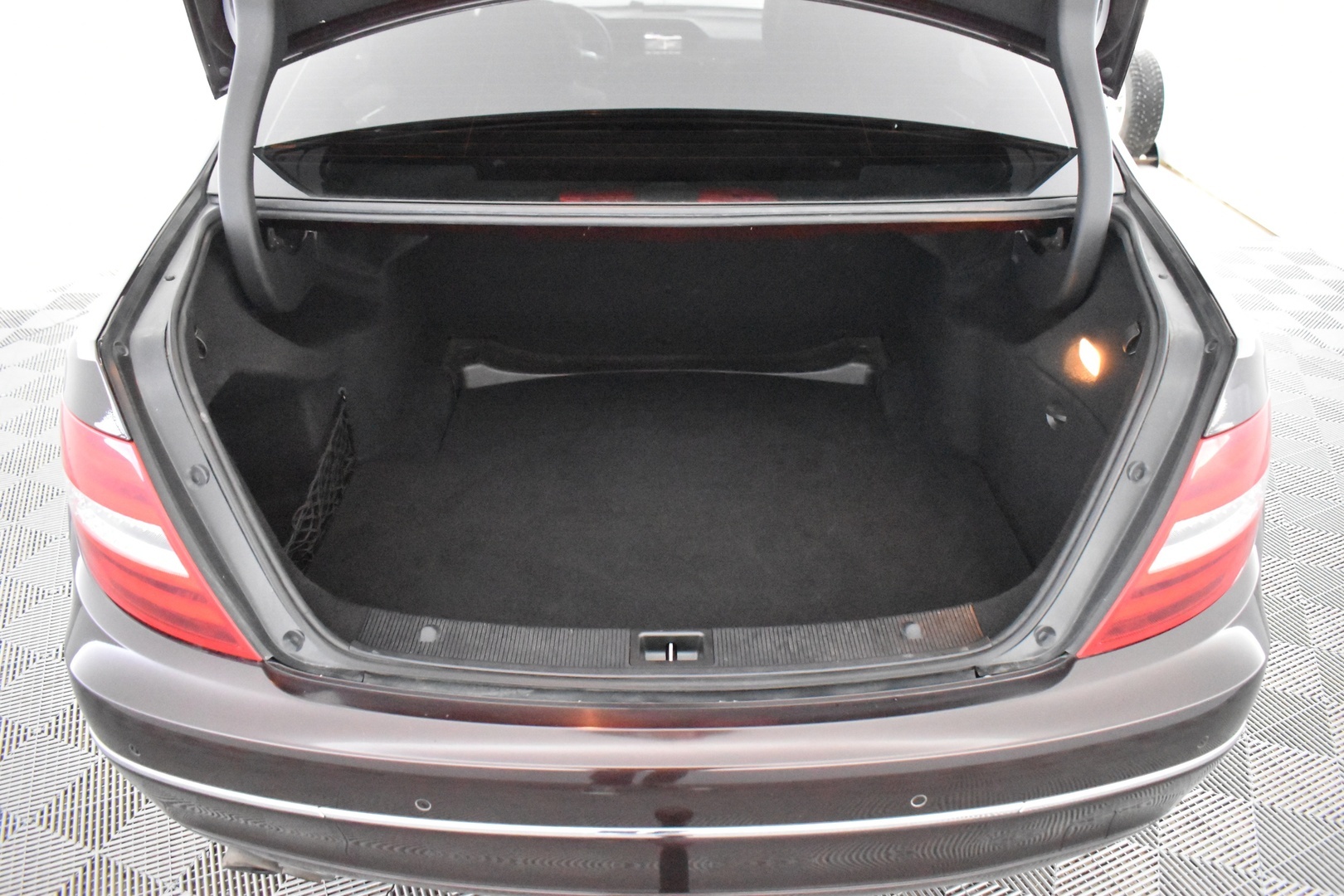 MERCEDES-BENZ C 2011